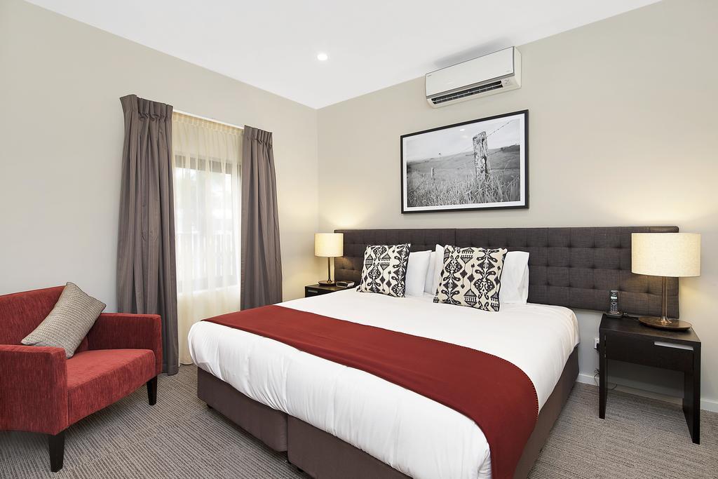Quest Maitland Aparthotel Exterior photo