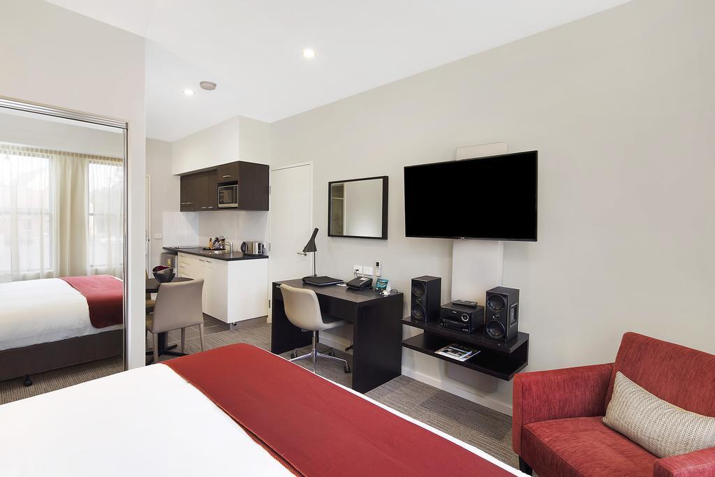 Quest Maitland Aparthotel Exterior photo